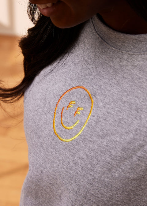 Smiley Crew Neck in Athletic Heather